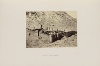Das Kloster von Sinai am Fuße des Berges Horeb von Francis Frith