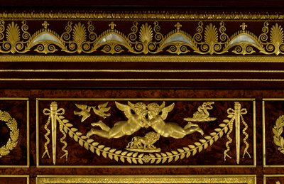 Details des Kleiderschranks von Kaiserin Josephine de Beauharnais (Marie-Joseph-Rose de Tascher de la Pagerie) (1763-1814) aus Holz, vergoldete Bronze von Francois Jacob-Desmalter (1770-1841) von Francois Honore Georges Jacob Desmalter