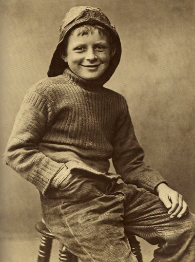 Porträt eines jungen Jungen von Frank Meadow Sutcliffe