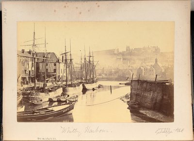 Whitby Hafen von Frank Meadow Sutcliffe