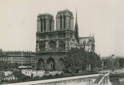 La Cathédrale, Église Notre-Dame von French Photographer