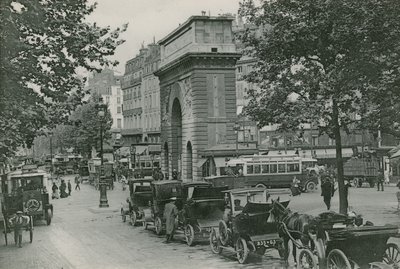 La Porte Saint-Martin von French Photographer