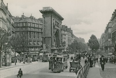 La Porte et le Boulevard Saint-Denis von French Photographer