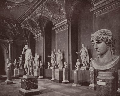 Paris: Galerie des Augustus, Louvre-Museum von French Photographer