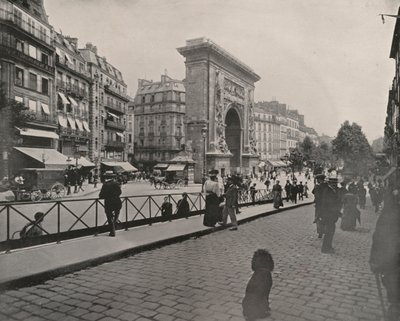 Paris: Porte St Denis, Mittagspause von French Photographer