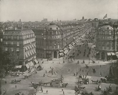 Paris: Blick auf die Avenue de l