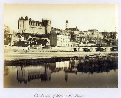 Postkarte, die das königliche Schloss von Pau zeigt, wo König Heinrich IV. von Frankreich und Navarra am 13. Dezember 1553 geboren wurde, um 1900 von French Photographer