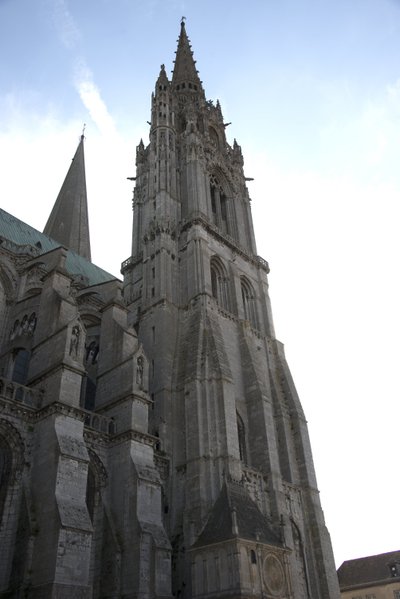 Kathedrale von Chartres, Nordfassade mit dem Uhrpavillon von French School
