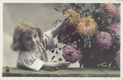 Kleines Mädchen mit Blumen von French School