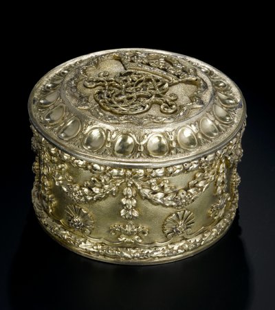 Silbervergoldete runde Dose mit Deckel aus dem Lennoxlove-Toilettenset, im Besitz von Frances Teresa Stewart, Herzogin von Richmond und Lennox: Französisch, Paris, geprüft zwischen April und September 1672 von French School