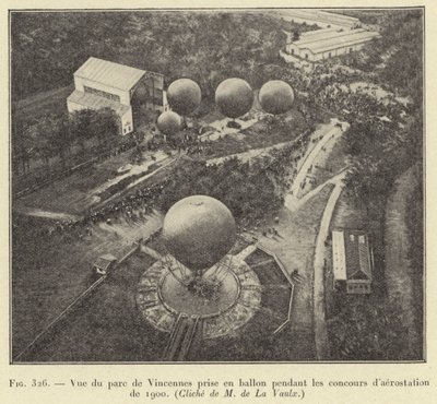 Blick auf den Park von Vincennes aus einem Ballon während der Luftfahrtwettbewerbe von 1900 von French School