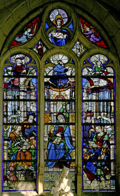 Fenster w6, Die heilige Anna lehrt die Jungfrau lesen; Maria Jakobe und Maria Salome und Familien; David, Asa, Josias oben von French School