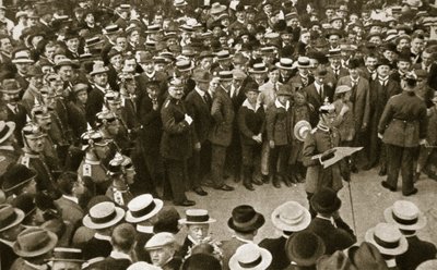 Die Kriegserklärung des Kaisers wird verlesen, Berlin, Deutschland, 4. August 1914 von GPA