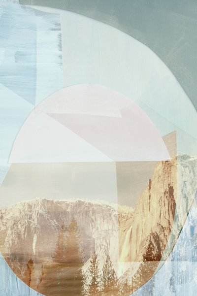 Abstrakter Bergwasserfall von Gemma Bardot