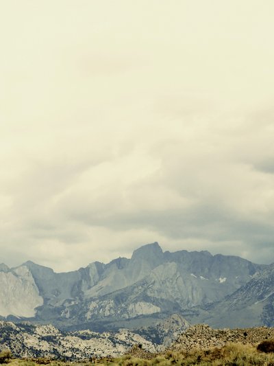 Wolkige Berglandschaft von Gemma Bardot