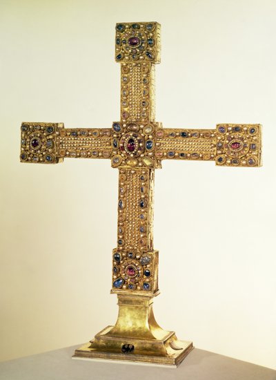 Kaiserliches Kreuz des Heiligen Römischen Reiches aus Eiche, bedeckt mit Goldplatten und verziert mit Perlen und Edelsteinen, Westdeutschland, 1024-25 von German School