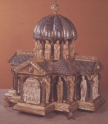 Das Eltenberg-Reliquiar, aus Köln, um 1180 von German School