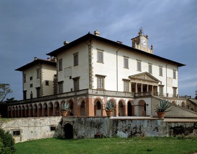 Fassade der Villa Medicea von Poggio a Caiano von Giuliano Giamberti da Sangallo