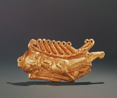Liegender Hirsch, dekoriert mit Figuren eines geflügelten Greifs, Hasen, Löwen, Hund und Widderkopf von Greek School