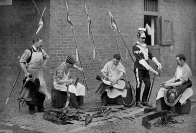Sattler der 17. Lanzenreiter bei der Arbeit, 1896 von Gregory and Co