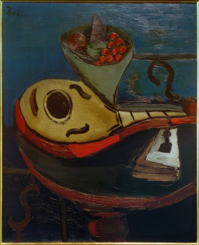 Stillleben: Mandoline und Schale mit Früchten auf einem Tisch von Helmut Kolle
