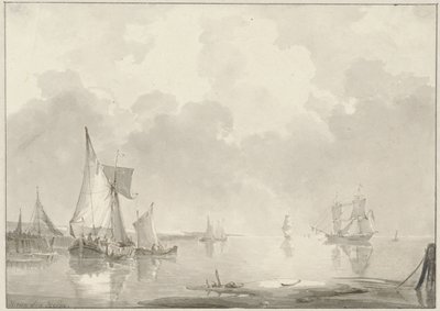 Ansicht vor der Küste mit Schiffen im stillen Wasser von Hendrik van den Helm