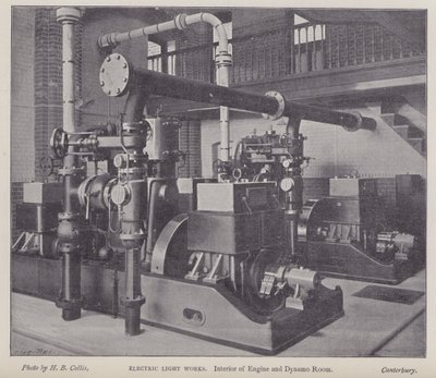 Innenraum des Maschinen- und Dynamo-Raums, Elektrizitätswerk, Canterbury, Kent (s/w Foto) von Henry Beauchamp Collis