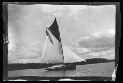 Hugo Simbergs Segelboot Refanut von Hugo Simberg