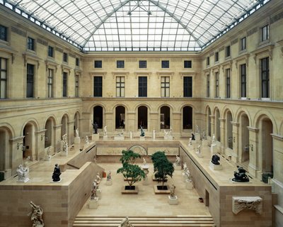 Der Puget-Hof im Louvre-Museum von Ieoh Ming Pei