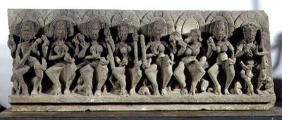 Sturz darstellend Siva und die sieben Muttergöttinnen, Gurjara-Pratihara-Dynastie, Allahabad (Stein) von Indian School