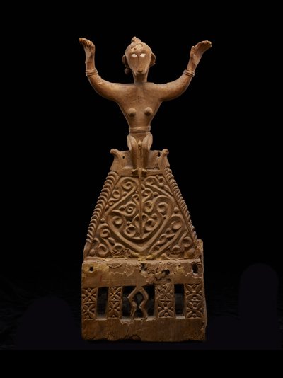 Altar, der den ersten weiblichen Vorfahren darstellt (luli) von Indonesian School