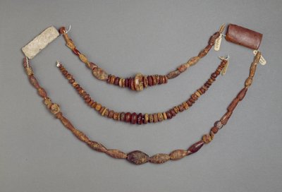 Halskette aus der Hallstattzeit (Bernstein) von Iron Age