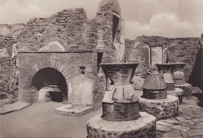 Forno e Mulini, Owen und Mühle von Italian Photographer