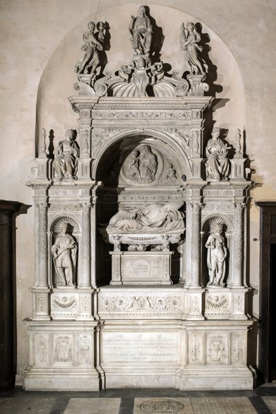 Grabdenkmal zu Ehren von Kardinal Girolamo Basso Della Rovere (Marmorskulptur) von Jacopo Sansovino