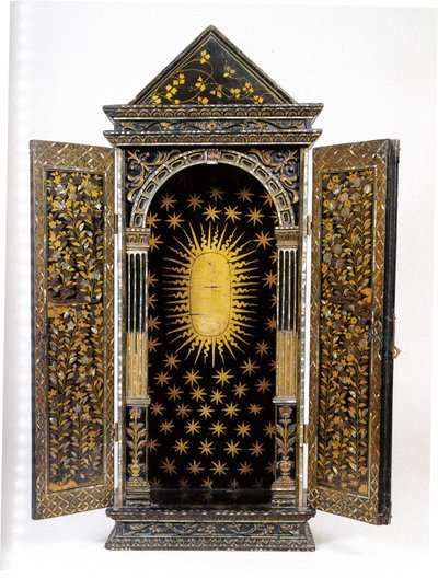 Namban Christliches tragbares Heiligtum, entworfen zur Aufnahme einer religiösen Statuette, Momoyama-Periode von Japanese School