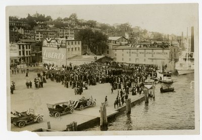 Newburgh: Empfang am Dock von Jessie Tarbox Beals