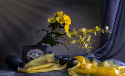 Goldene Blumenruhe von Jie Fischer