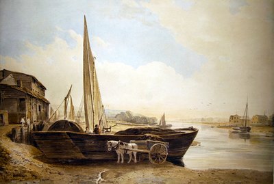 Eine am Ufer liegende Themse-Barke zum Entladen von John Varley