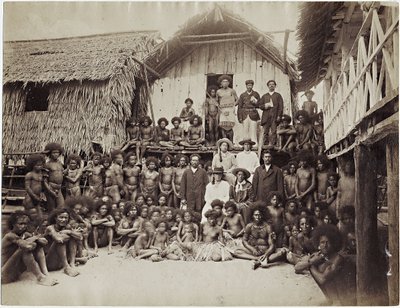 Missionshaus Parimata, Aroma, Neuguinea, 1885 von John W. Lindt