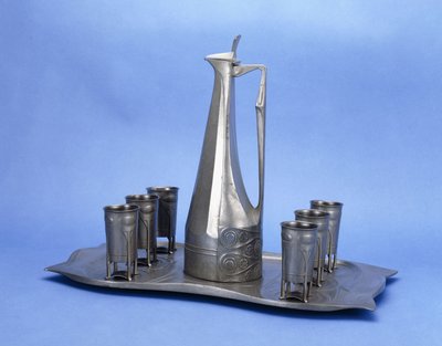 Ein Edelzinn-Achtteiliges Zinn-Likörset von Joseph Maria Olbrich