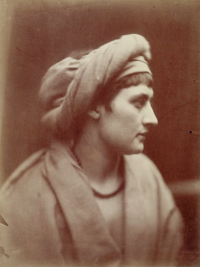 Porträt einer Frau mit Turban von Julia Margaret Cameron