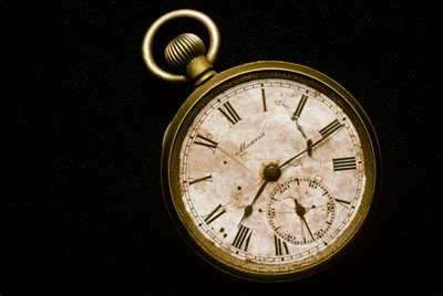 Uhr gestoppt durch die Explosion der Hiroshima-Atombombe von Karen Kasmauski
