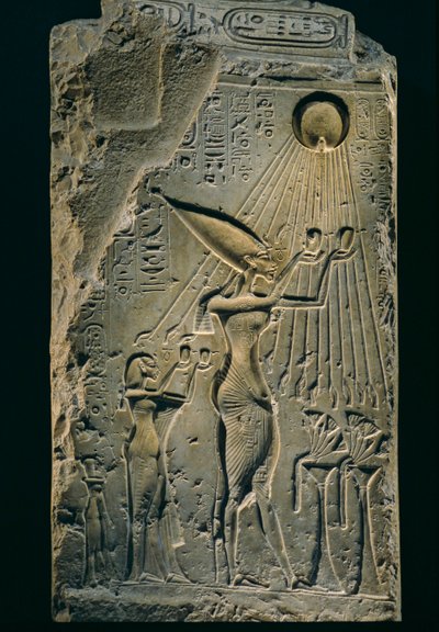 Relief von Echnaton unter Aton, Balustrade, Amenhotep IV. Als Pharao ist Echnaton bekannt für seine religiösen Reformen, 2009 von Kenneth Garrett