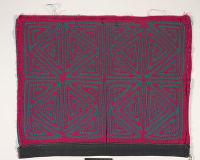 Hemdtafel (Mola), ca. 1950 von Kuna Indian Culture