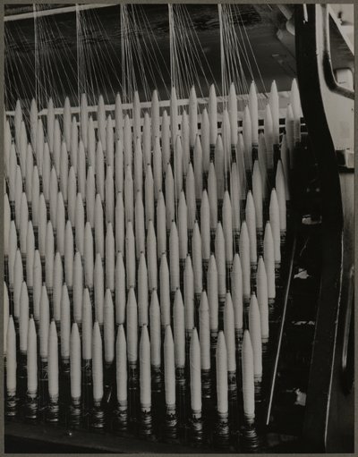 Durch die Fäden von Lewis Wickes Hine