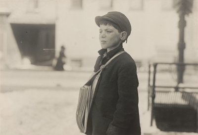 Tony Casale, Bologna, 11 Jahre alt, verkauft seit 4 Jahren Zeitungen, Hartford..., März 1909 von Lewis Wickes Hine