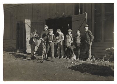Woodbury Flaschenfabrik von Lewis Wickes Hine