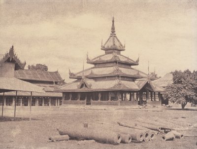 Amerapoora: Palast des Weißen Elefanten, 1. September-21. Oktober von Linnaeus Tripe