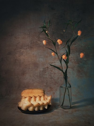 Gedämpfte Laternen und Obst von Liu Xing