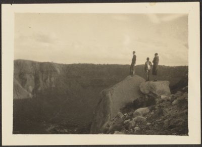 Figuren in der Landschaft von Louis Fleckenstein